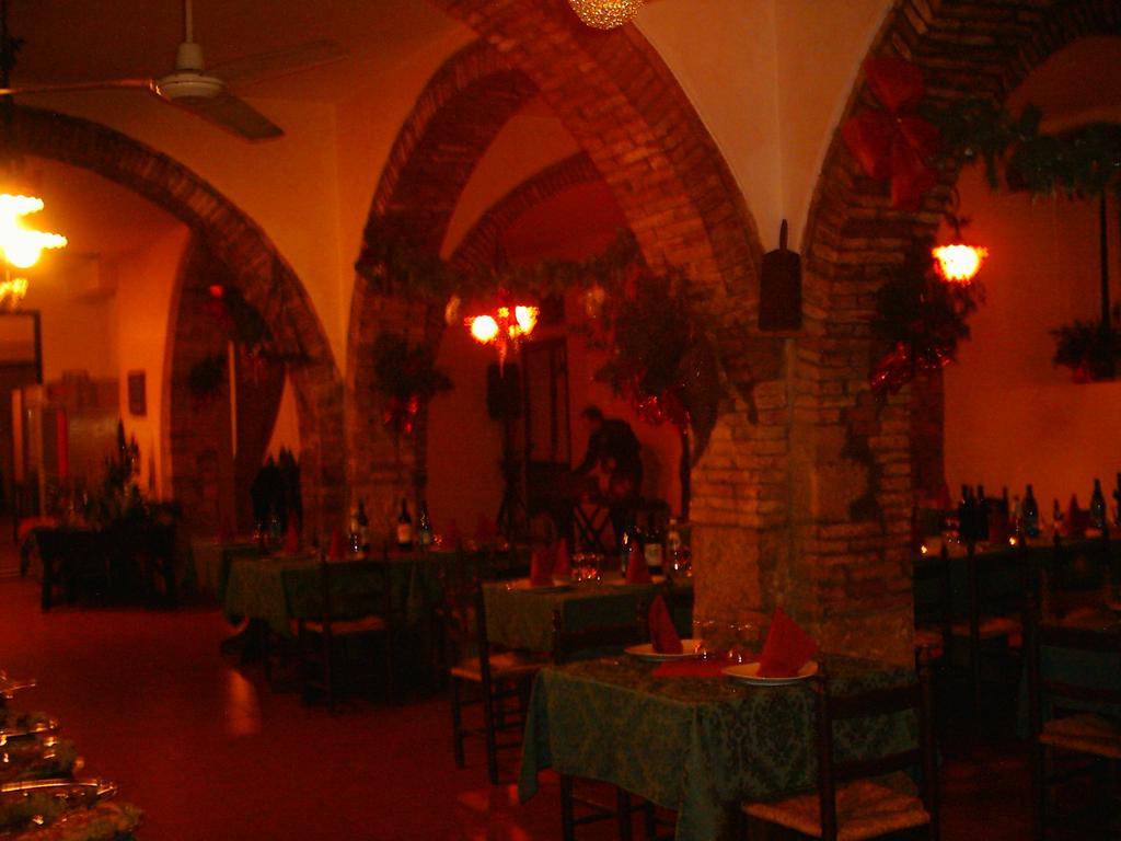 רוזיניאנו מריטימו Hotel Il Malandrone מראה חיצוני תמונה